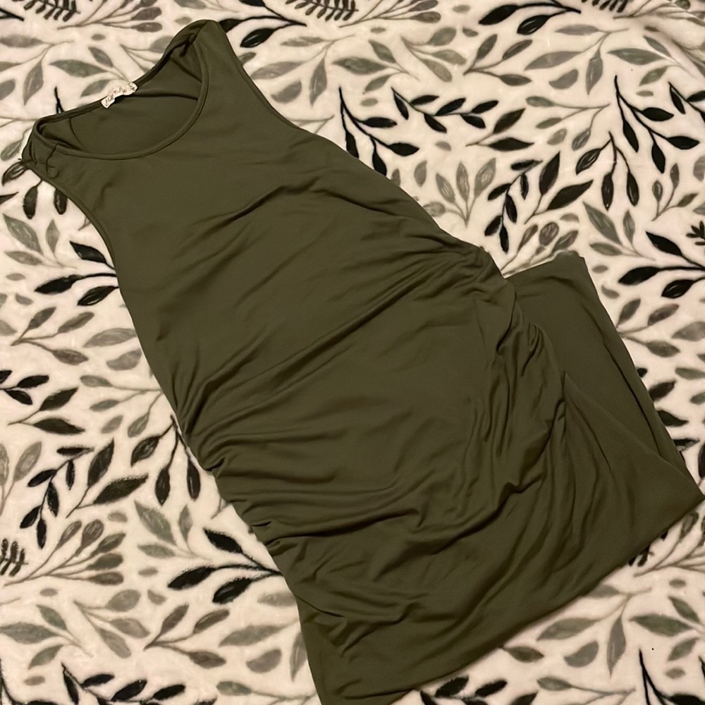 Maternity maxi dress